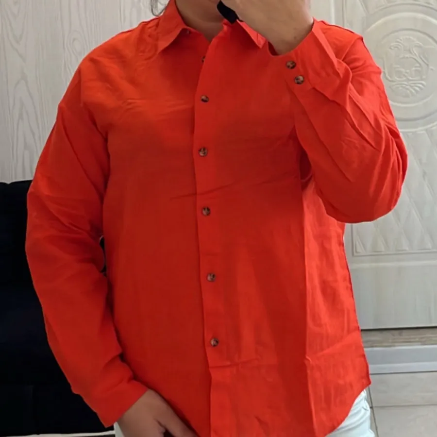 شومیز گوجه‌ای اسمارا