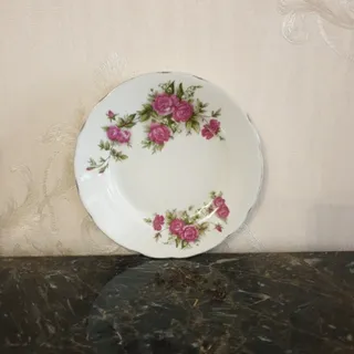 دیوارکوب گل سرخی