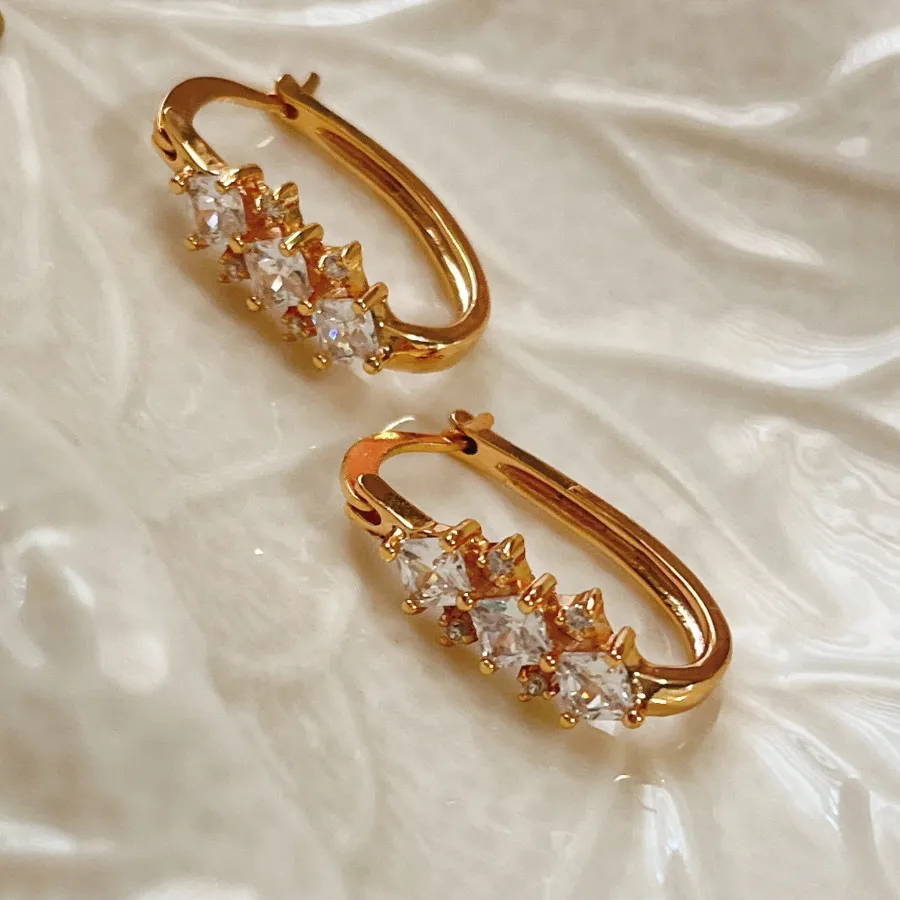 گوشواره رنگ ثابت