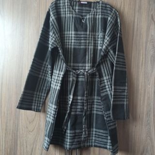 مانتو جلو بسته