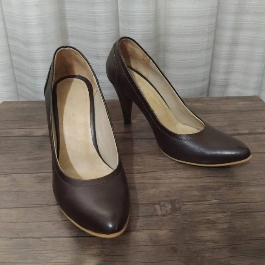 کفش زنانه بوفالو سفید