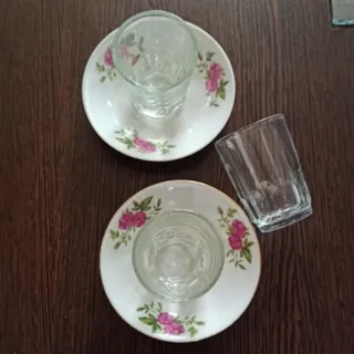 استکان نعلبکی