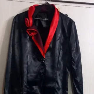 کت و دامن بلند