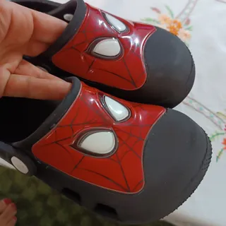 کفش بچه گانه