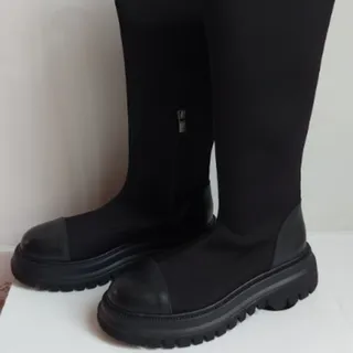 چکمه برند آلدو