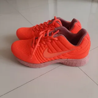 کتونی سایز 38