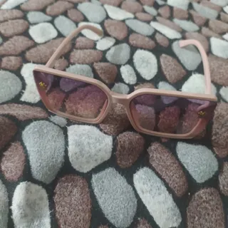 عینک آفتابی