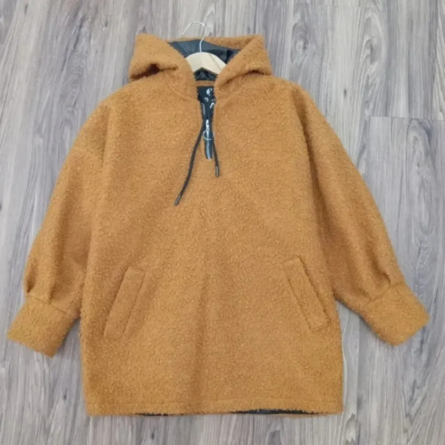 هودی کلاهدار خردلی کاپشنی