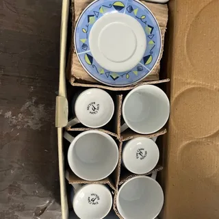 ست 6 نفره فنجان و نعلبکی