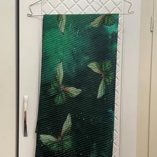 شال پلیسه طرحدار