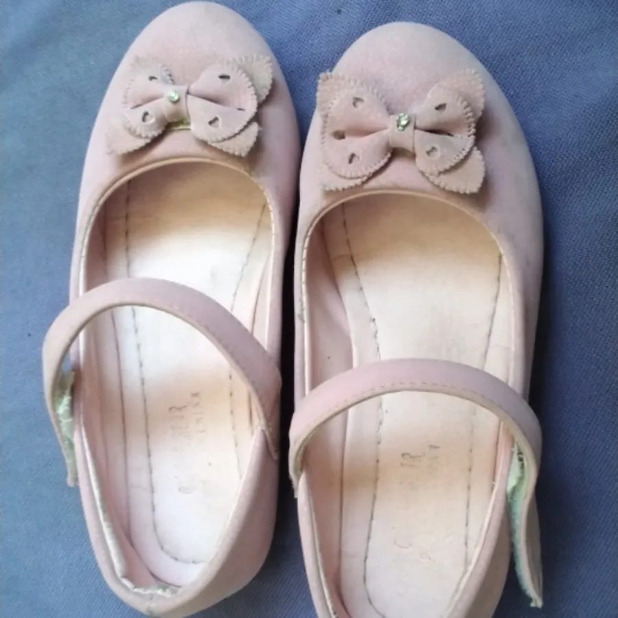 کفش دخترانه صورتی