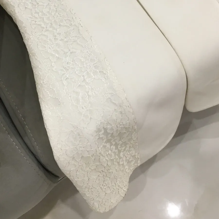 کت‌ و شلوار سفید عقد