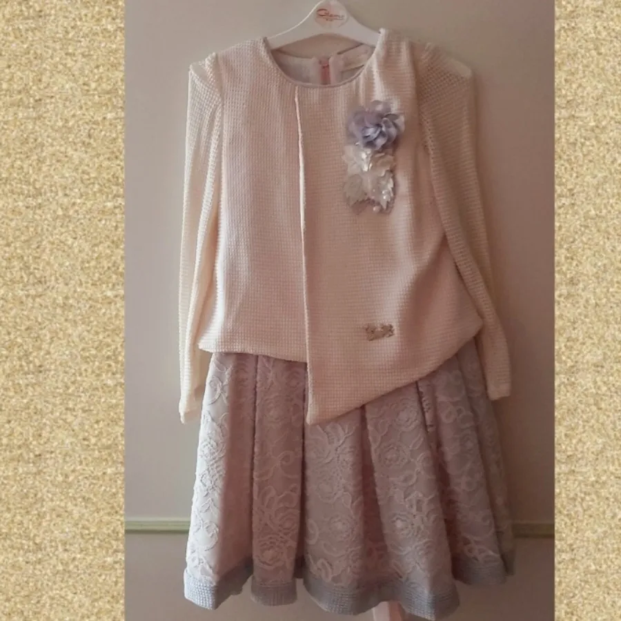 پیراهن دخترانه