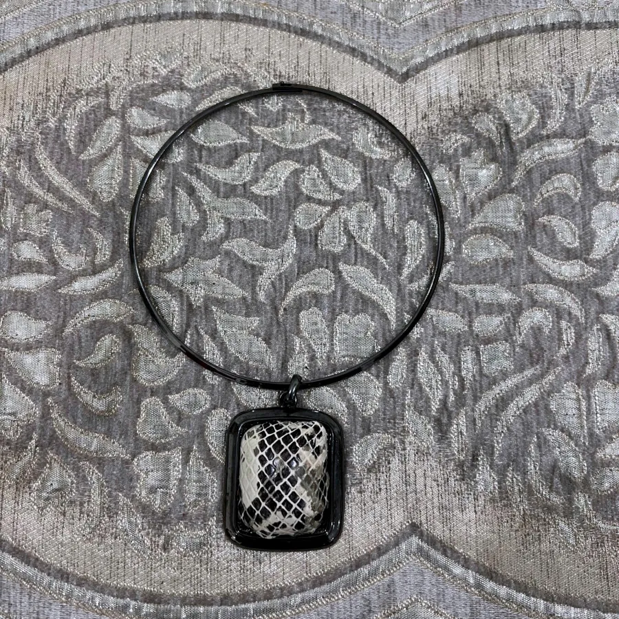 گردنبند زارا