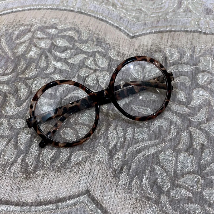 عینک اچ اند ام