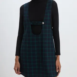 سارافون چارخونه یقه U