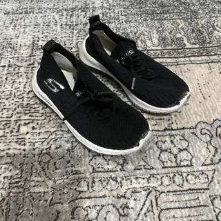 کتونی بچگانه