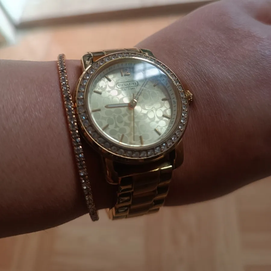 ساعت سواچ زنانه