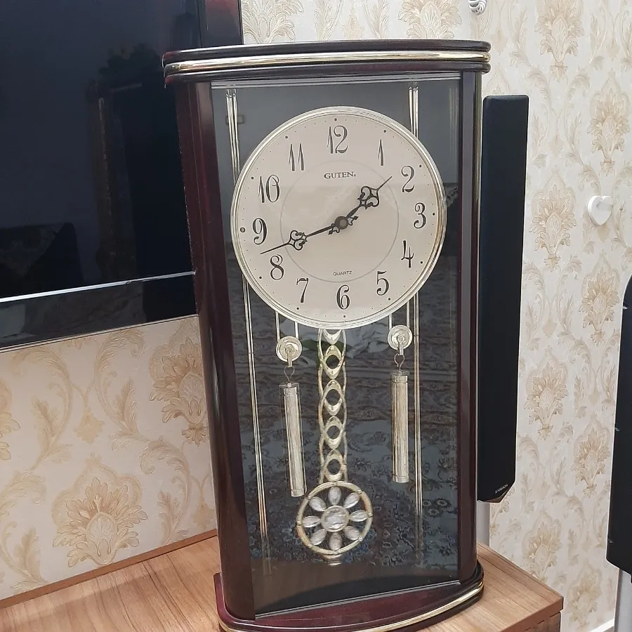 ساعت دیواری