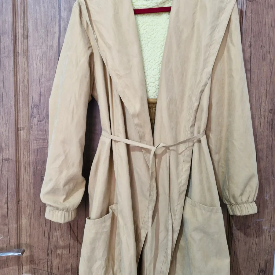 مانتو بارونی پاییزه