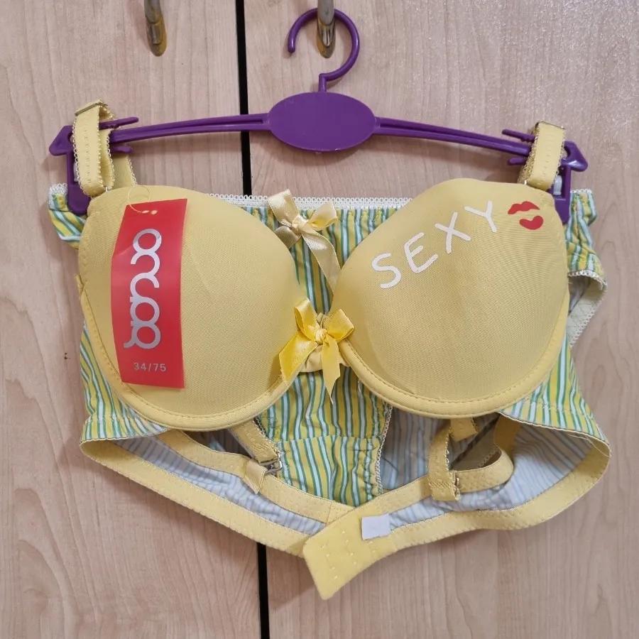 ست سوتین و شورت