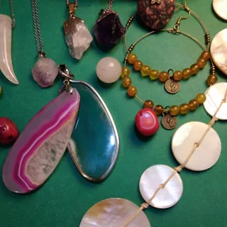 مدال عقیق سلیمانی اصل