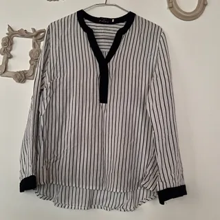 شومیز راه راه