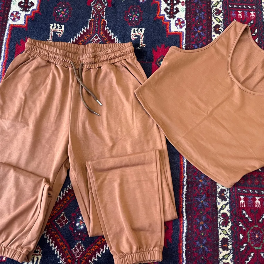 تاپ و شلوار اسپرت