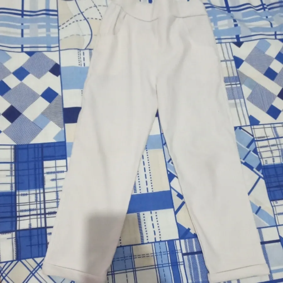 شلوار بچگانه