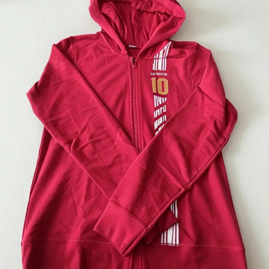 سویشرت صورتی