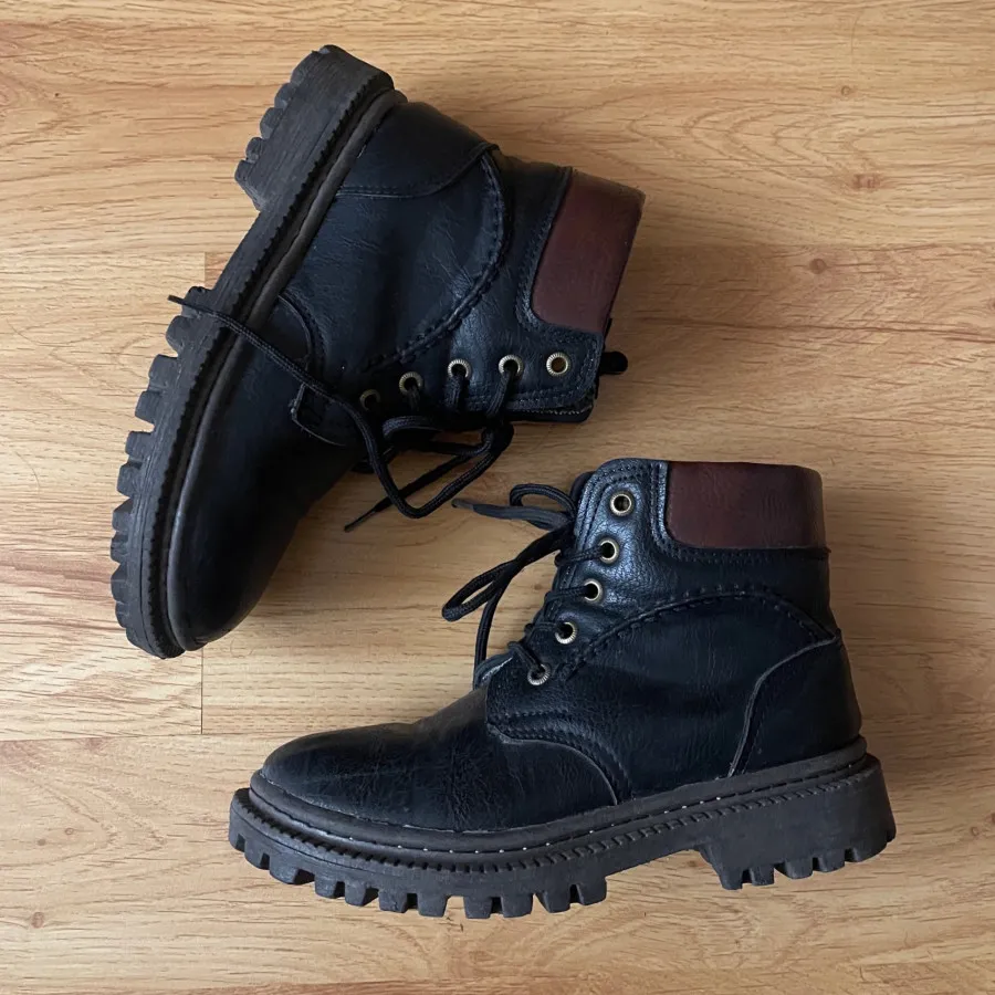 نیم بوت پسرانه