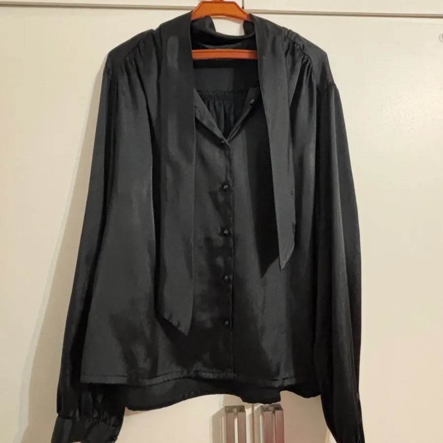 شومیز ابریشمی مشکی