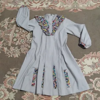 پیراهن دخترانه