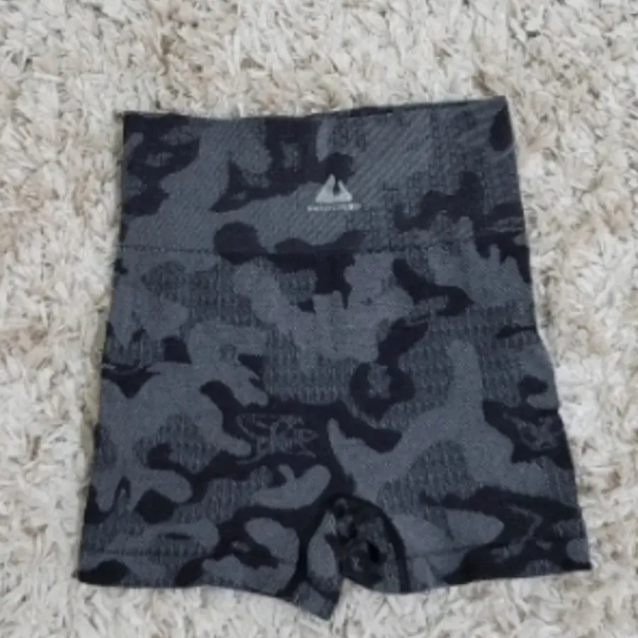 شلوارک ورزشی