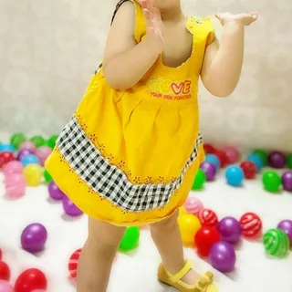 پیراهن دخترانه