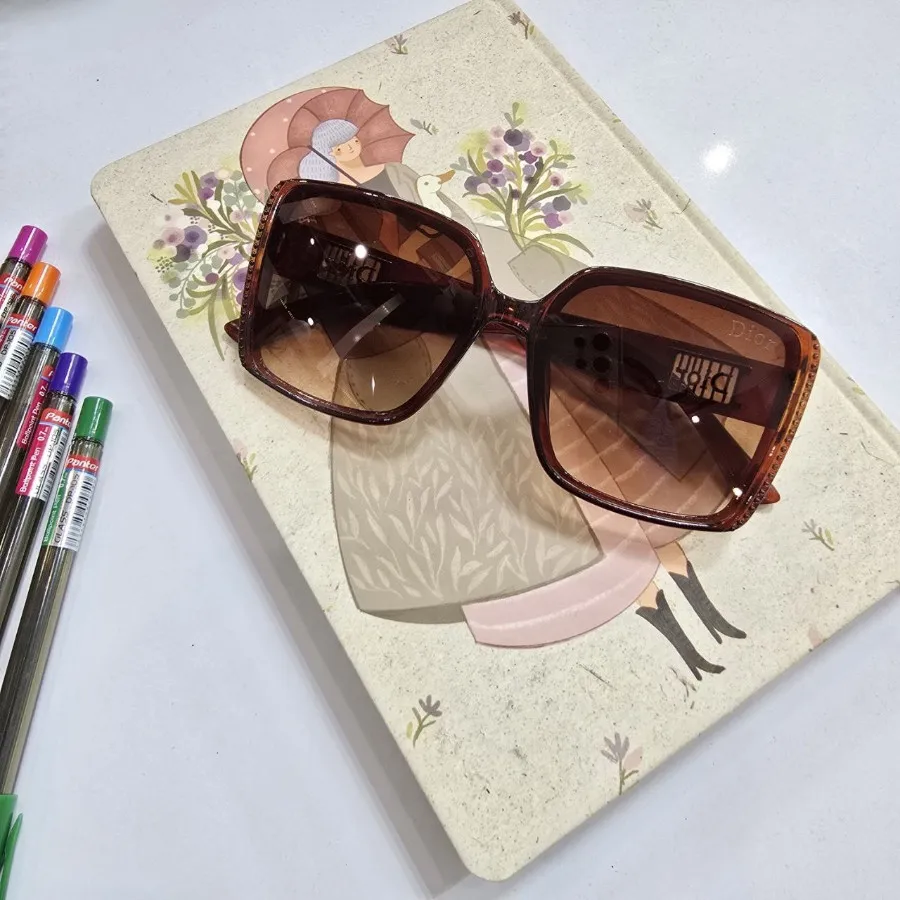 عینک آفتابی دیور