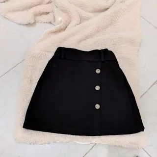 دامن دخترانه