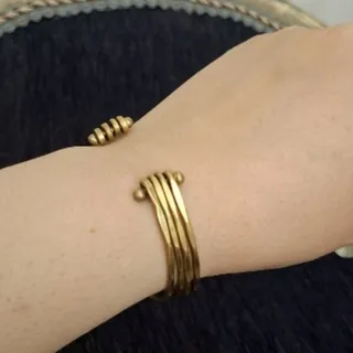 دستبند زنانه