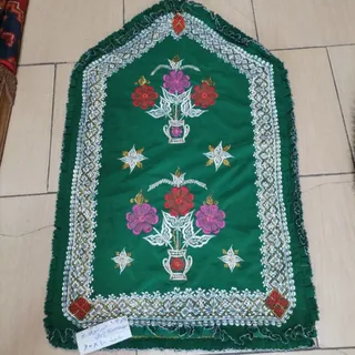 کاور سوزن دوزی