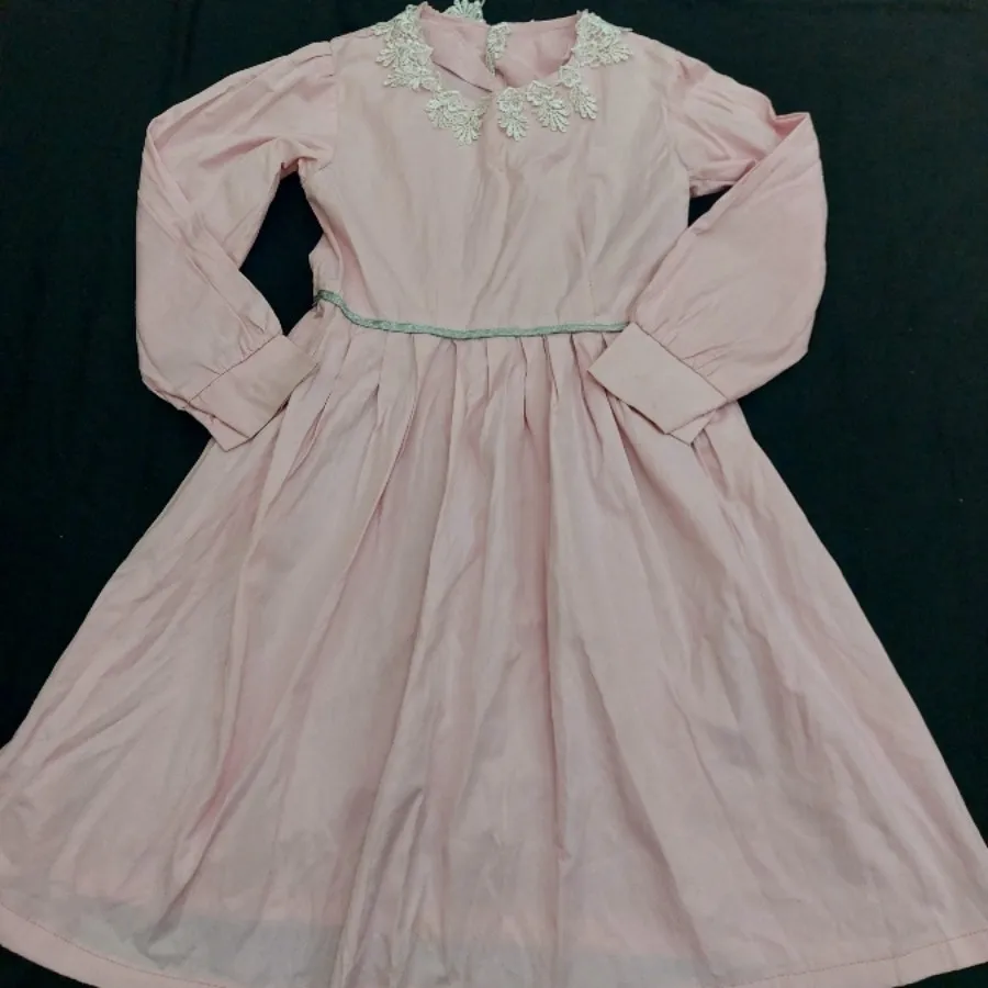 پیراهن دخترانه