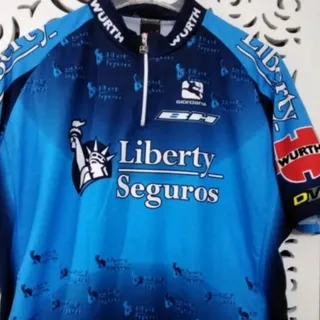 لباس ورزشی  دوچرخه سواری