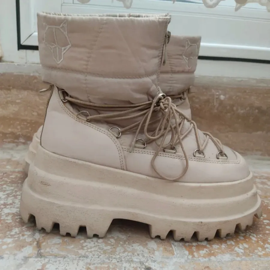 نیم بوت کاپشنی