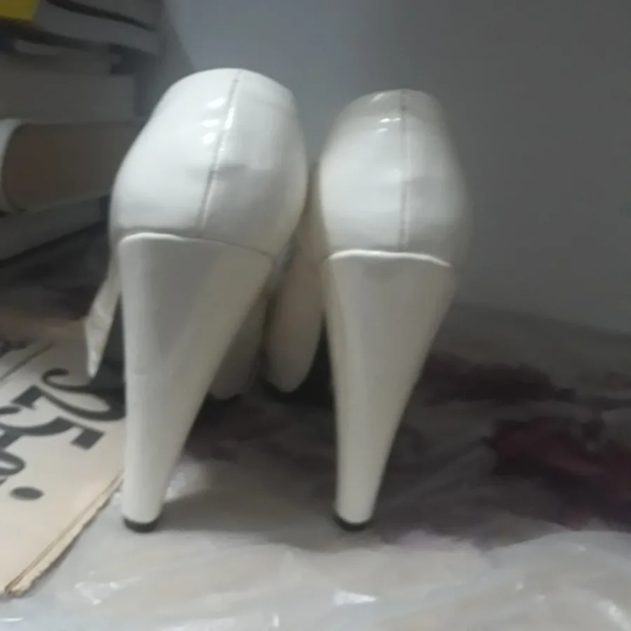 کفش نباتی پاشنه بلند