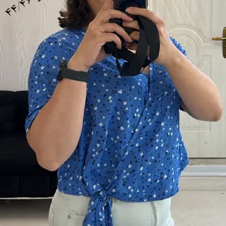 شومیز پاپیونی گلی اسمارا