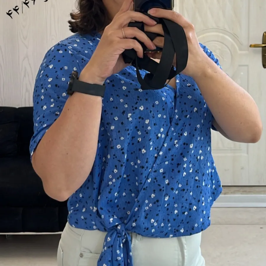 شومیز پاپیونی گلی اسمارا