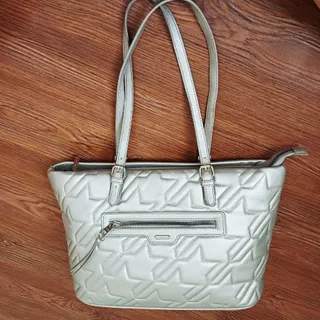 کیف دیوید جونز