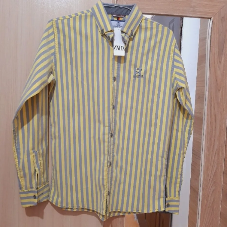 پیراهن مردانه