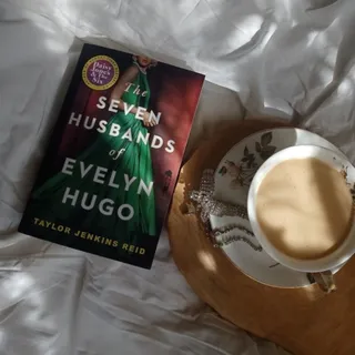 کتاب seven husbands of ev