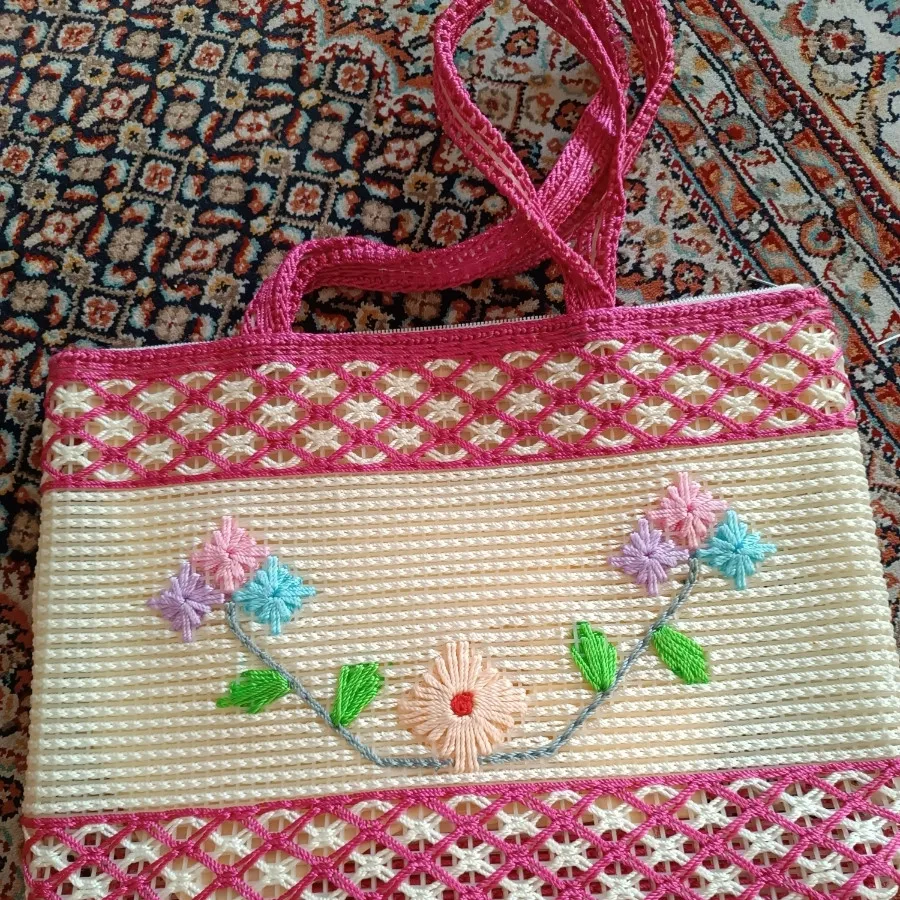 کیف دست دوز