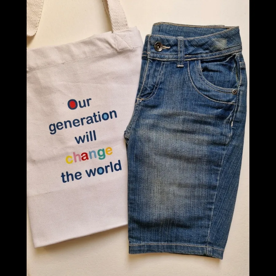 شلوارک زنانه